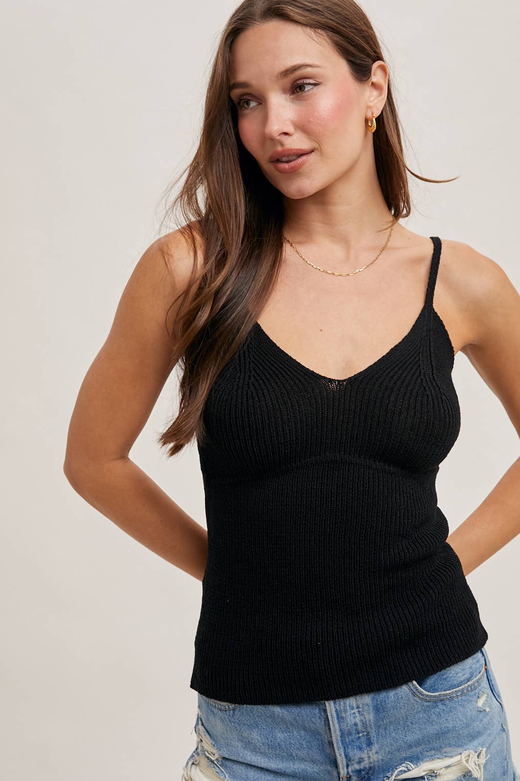 V-NECK RIBBED KNIT TANK TOP