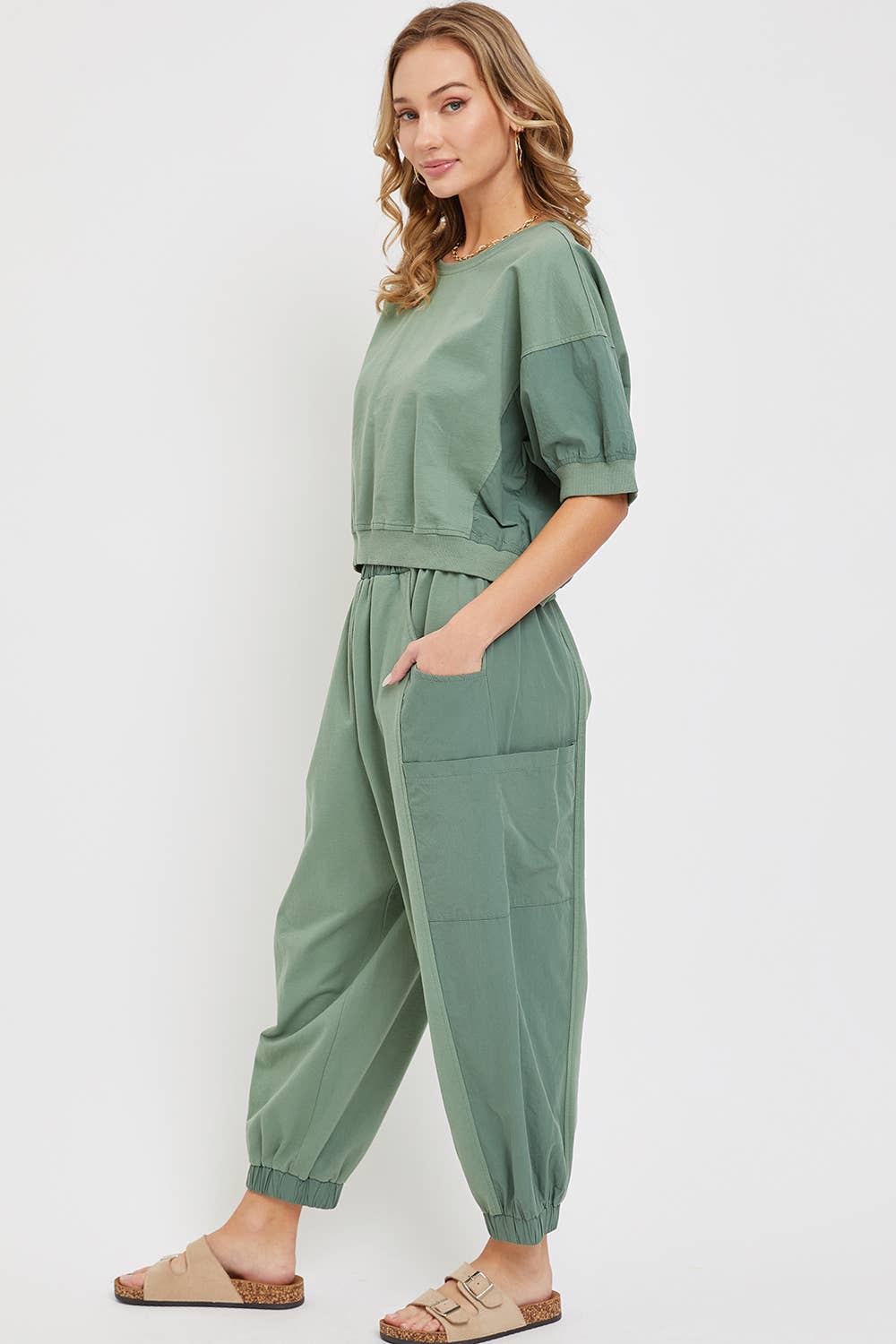 CASUAL COMFY WIDE-LEG HARMES JOGGERS