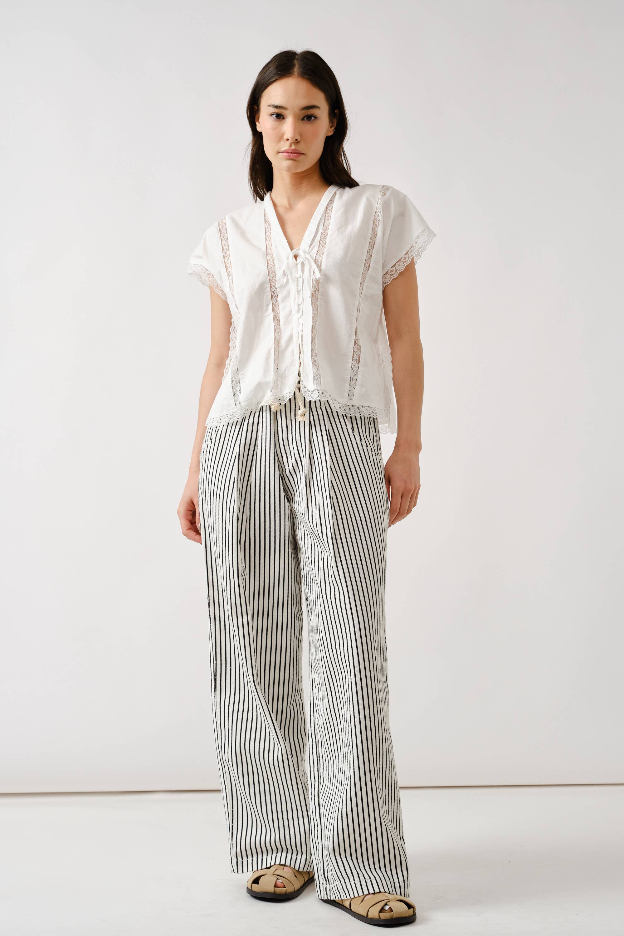 STRIPE WIDE LEG PANTS WITH ROPE BELT
