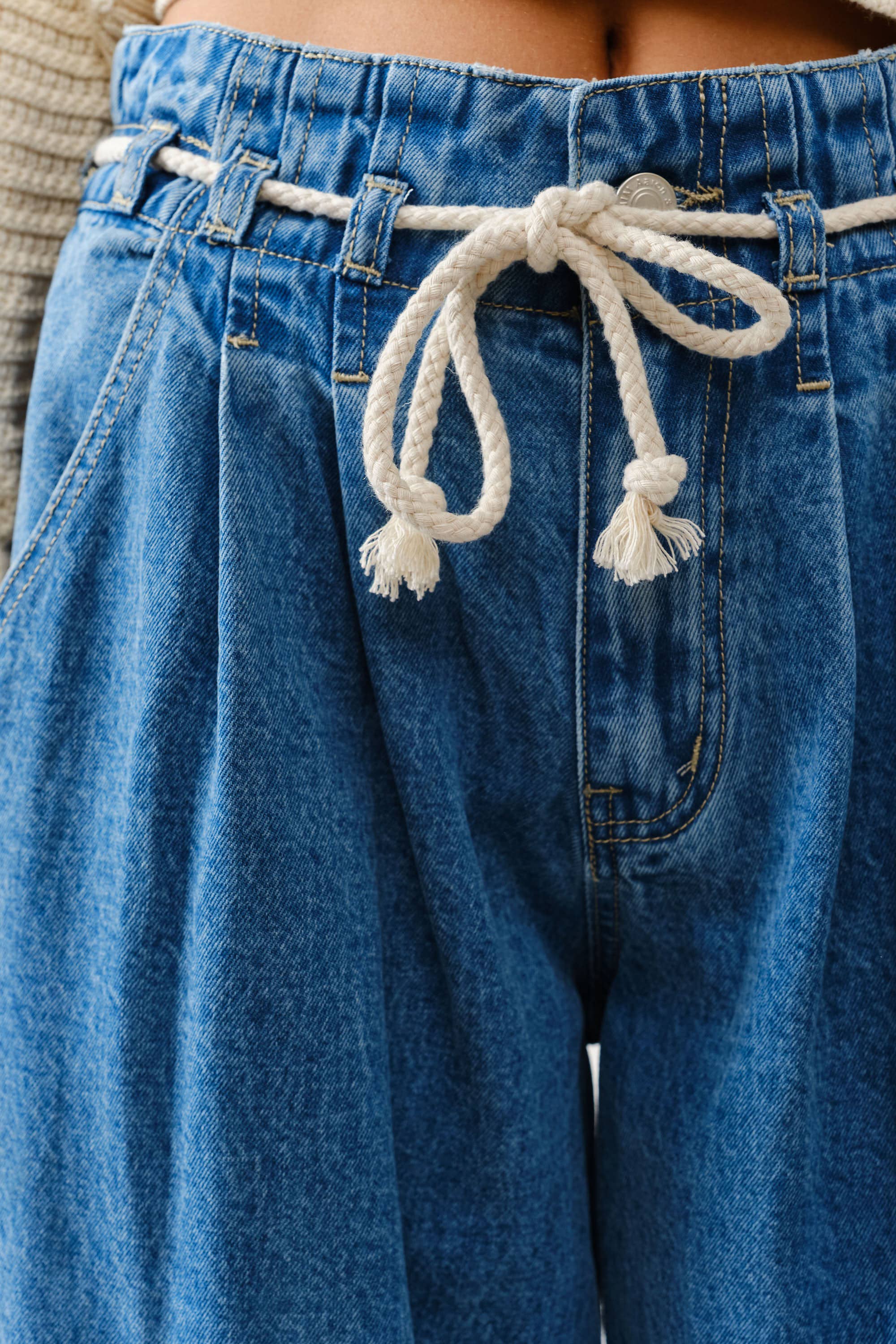 STRIPE WIDE LEG PANTS WITH ROPE BELT