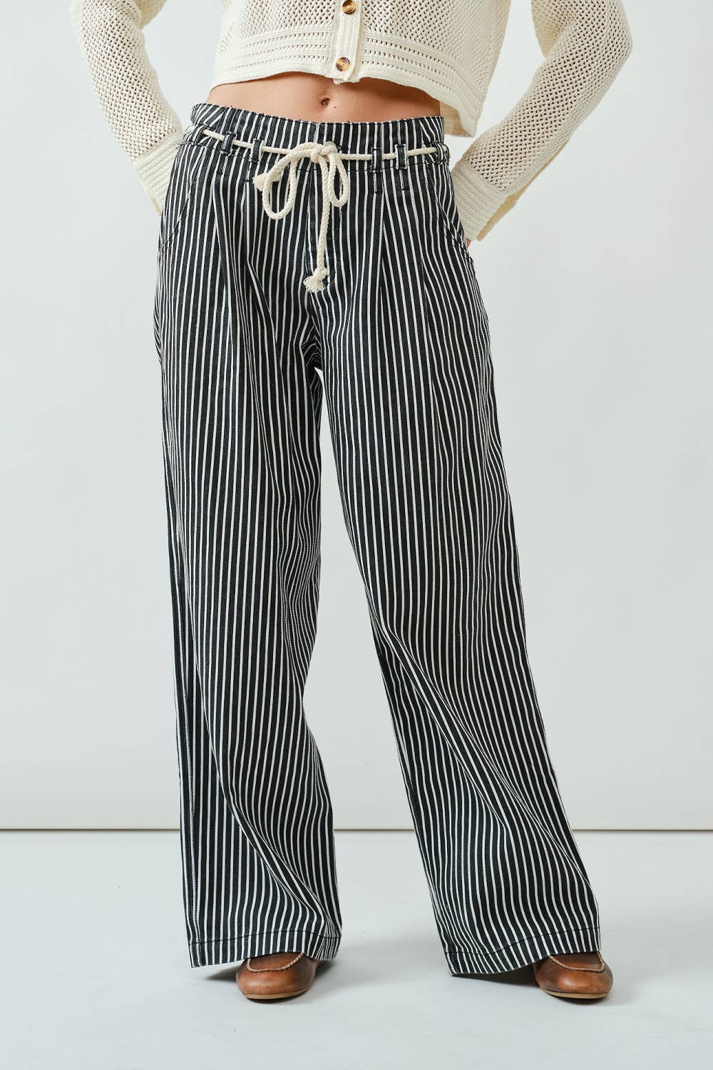 STRIPE WIDE LEG PANTS WITH ROPE BELT