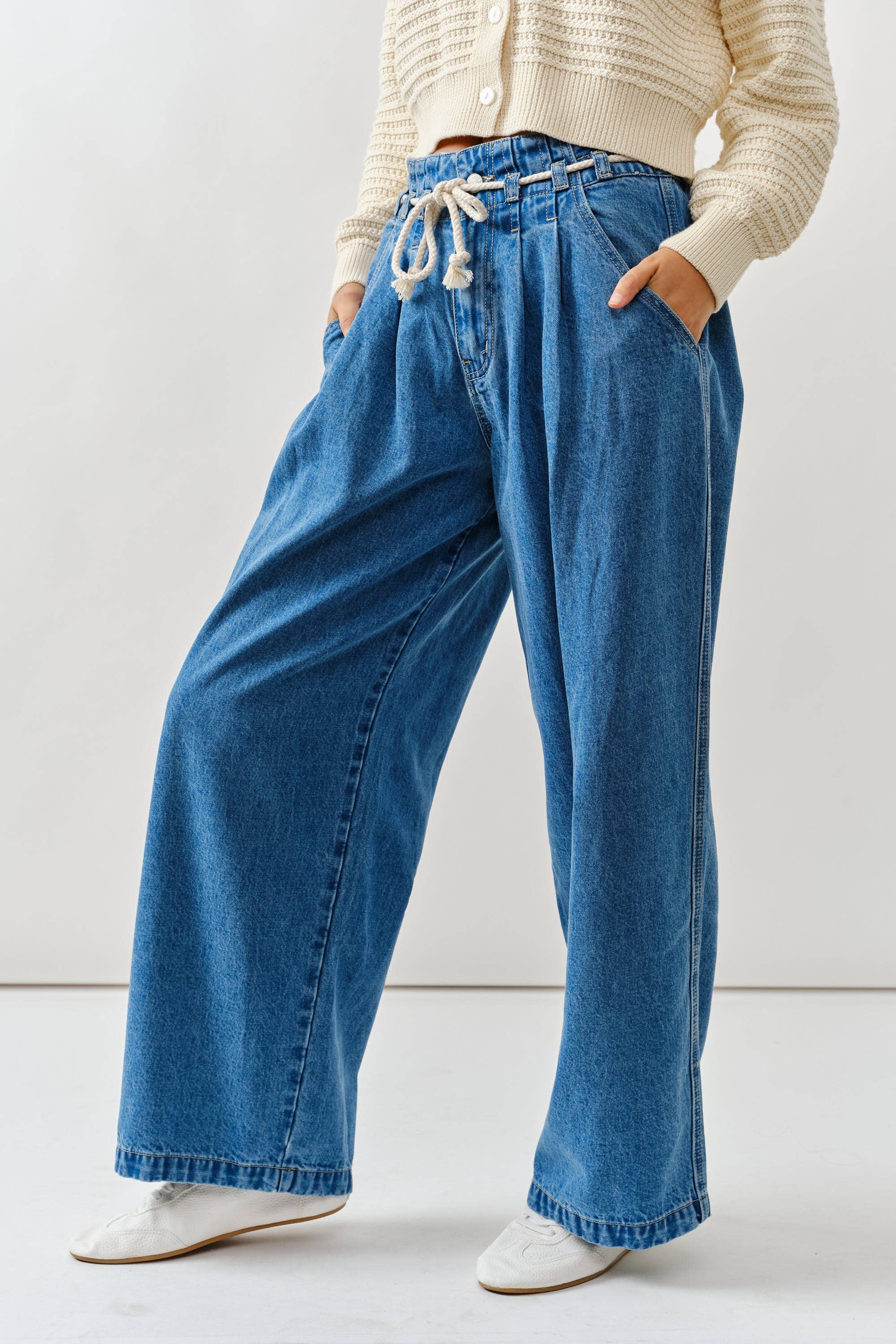 STRIPE WIDE LEG PANTS WITH ROPE BELT