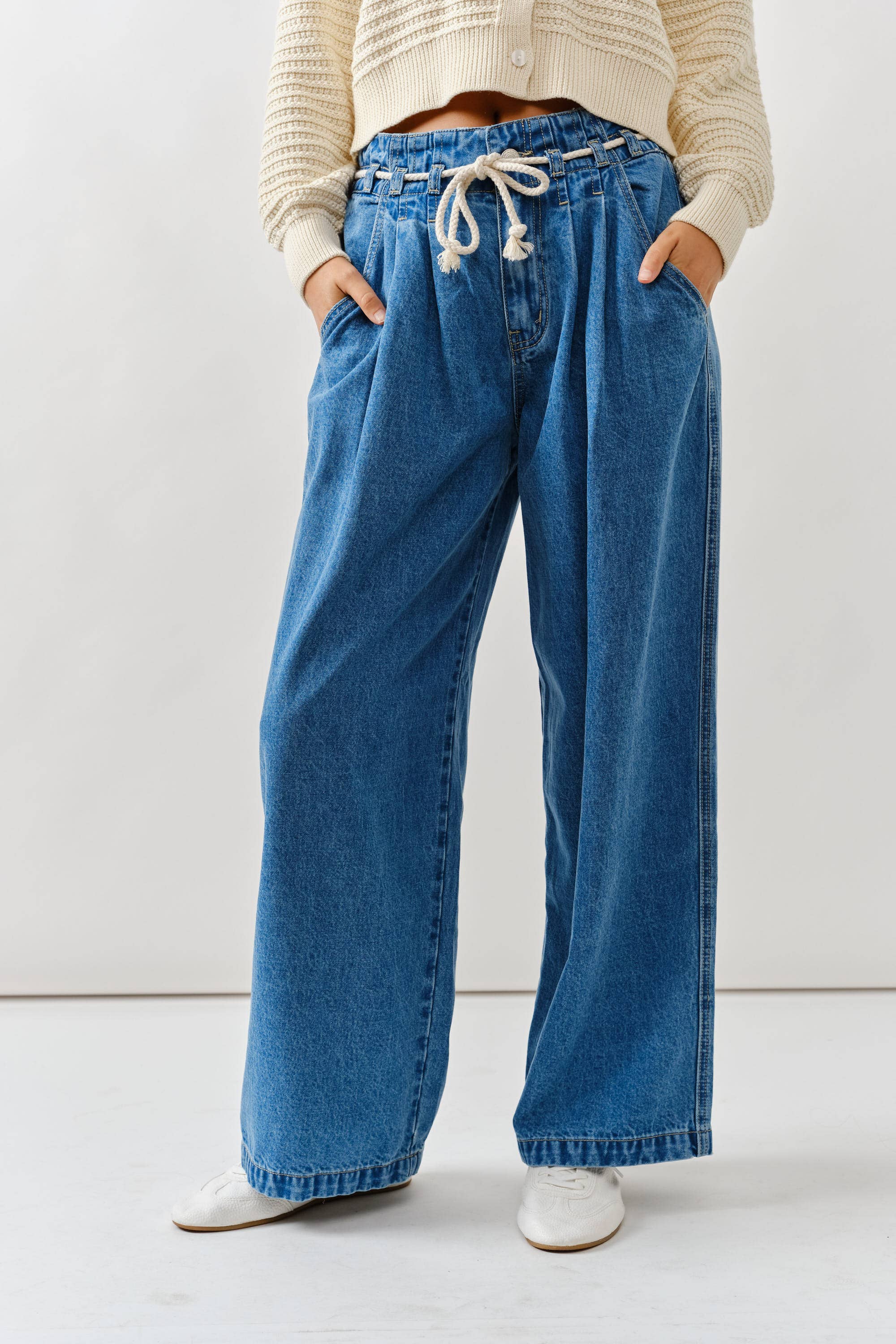 STRIPE WIDE LEG PANTS WITH ROPE BELT