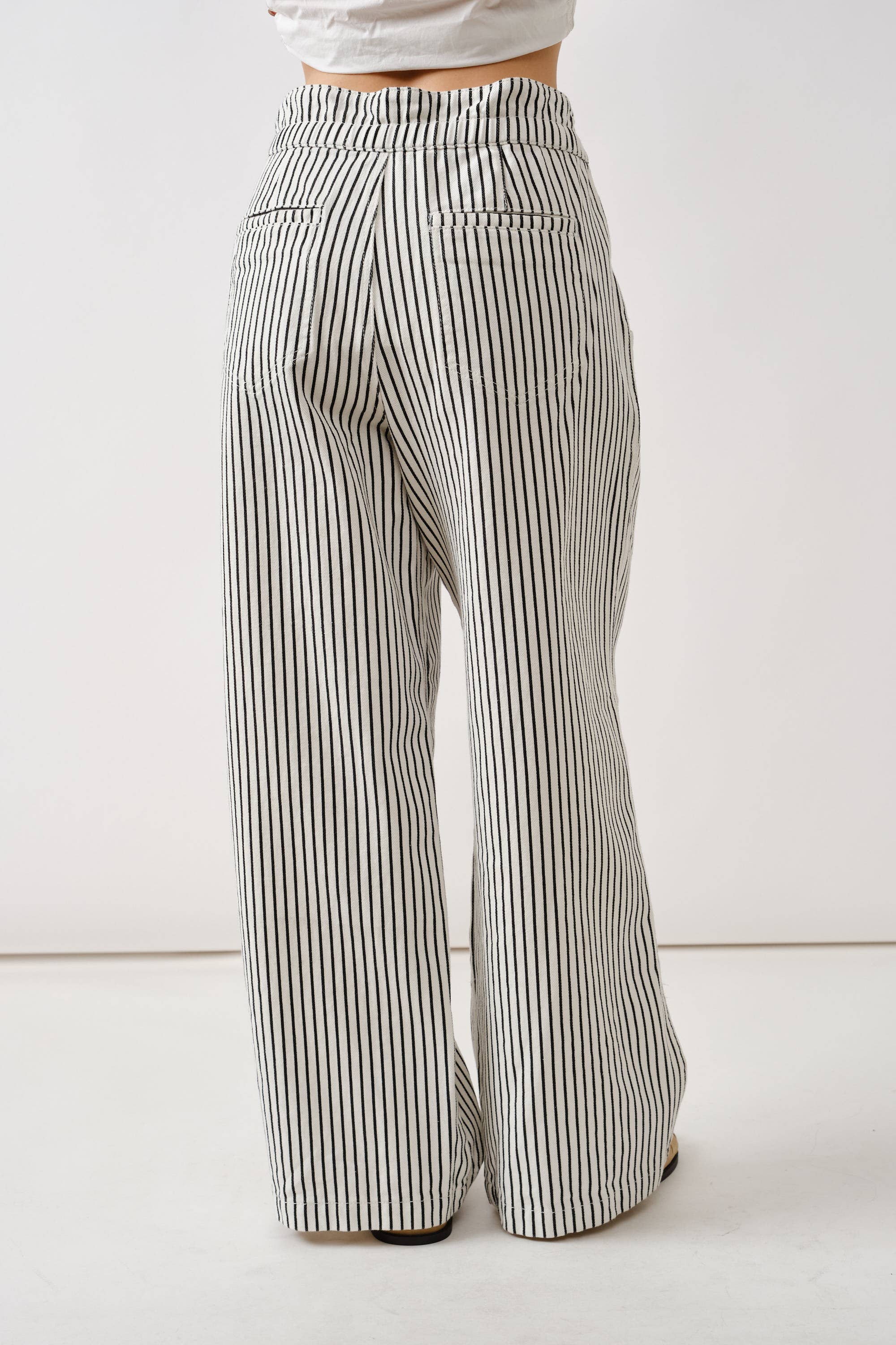 STRIPE WIDE LEG PANTS WITH ROPE BELT