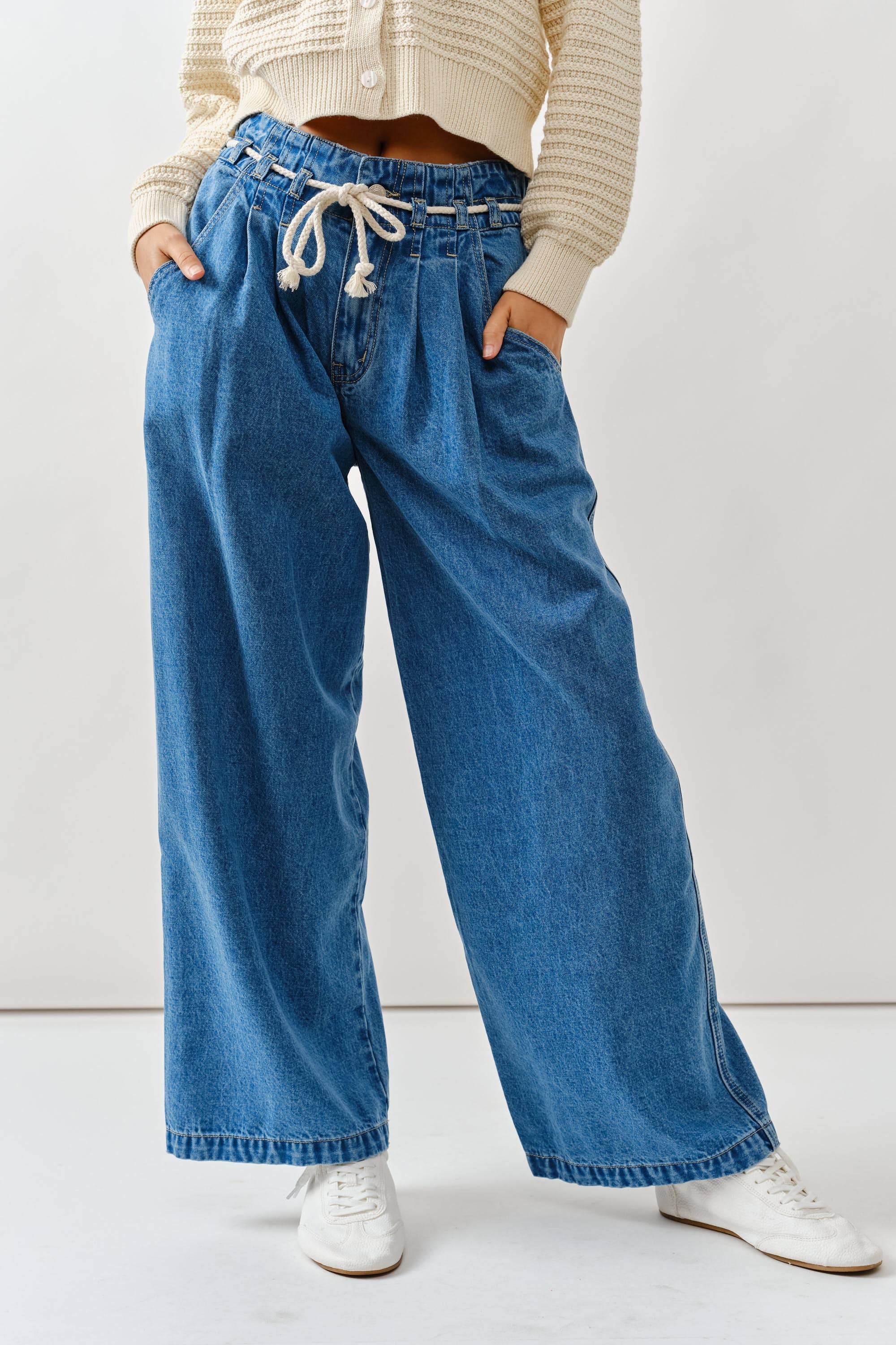 STRIPE WIDE LEG PANTS WITH ROPE BELT